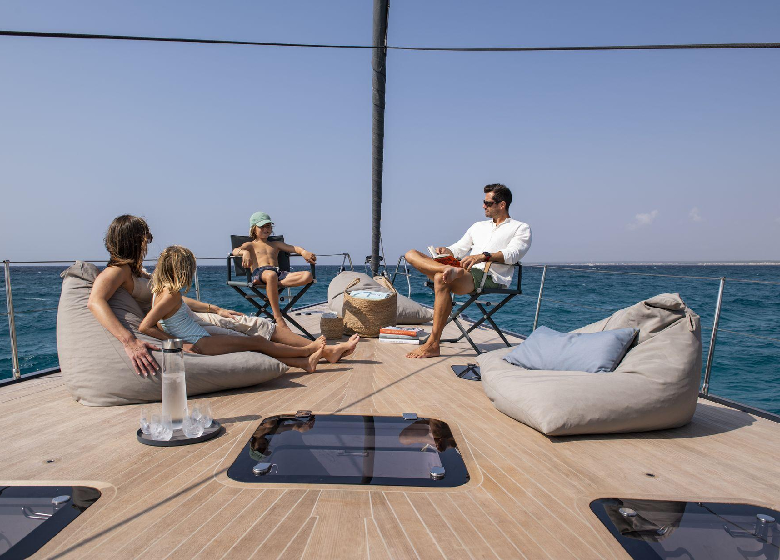 Deck-Onyx-Sailingyacht