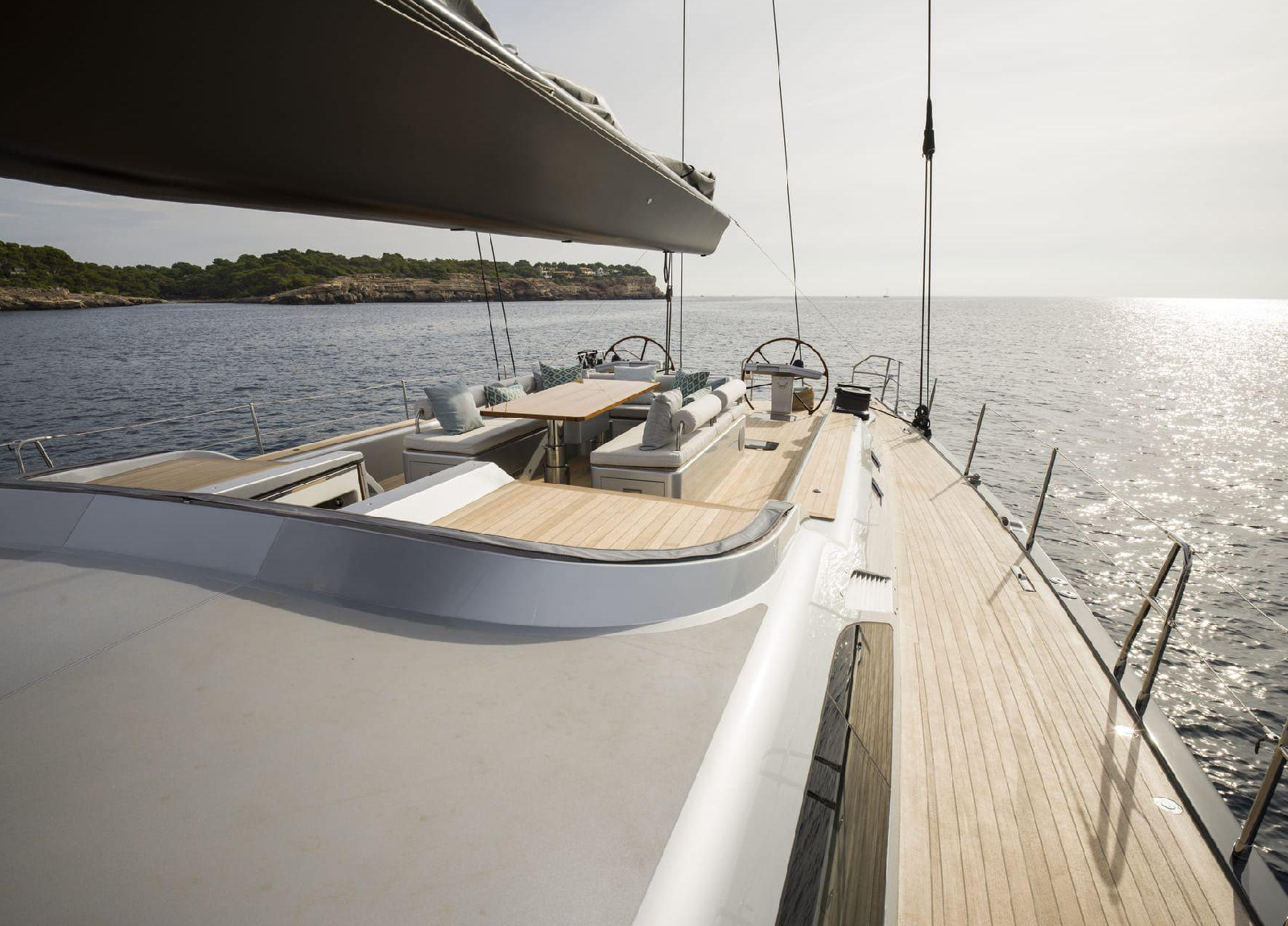 Onyx-Sailingyacht-dec