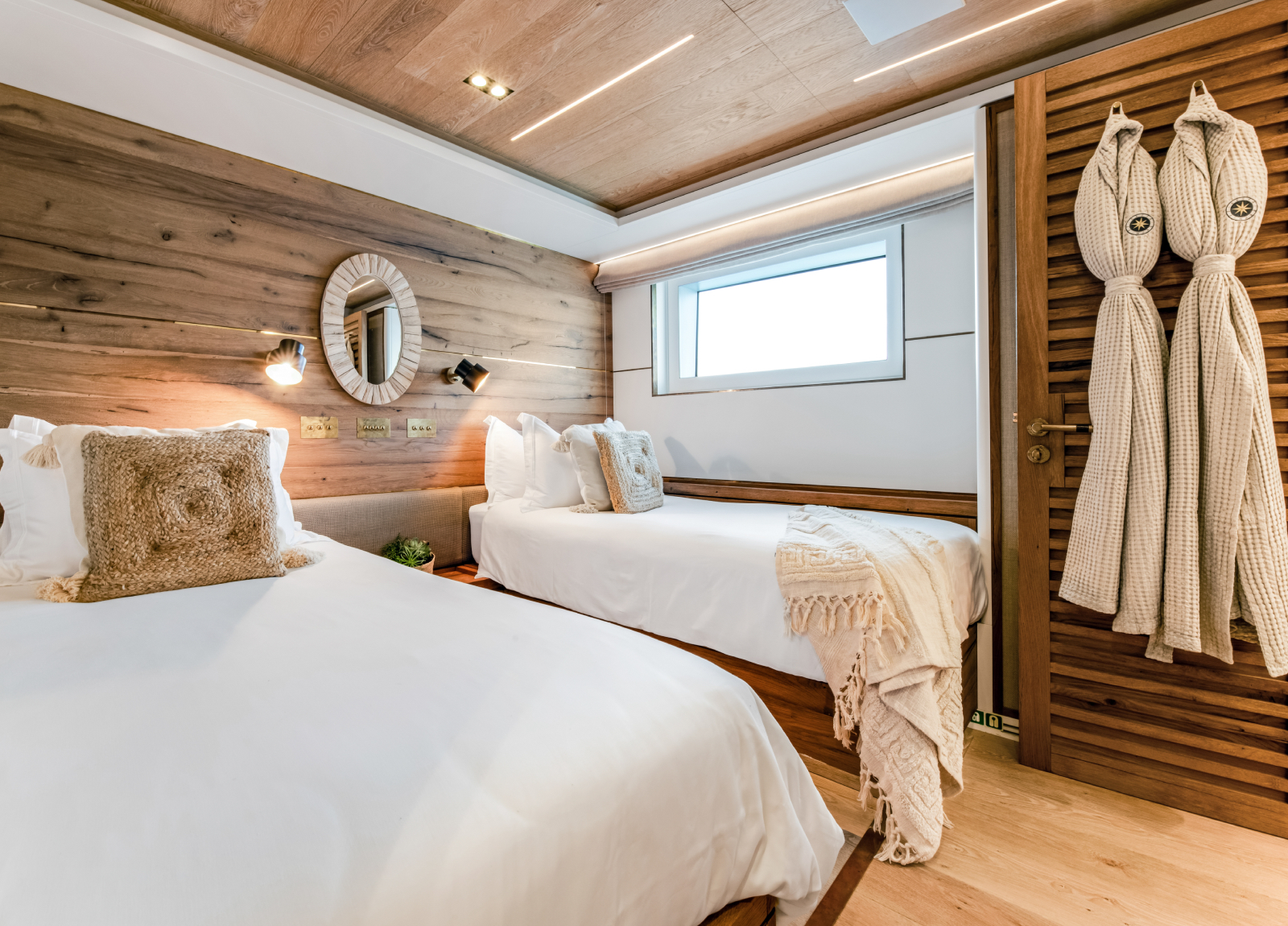 cantiere-delle-marche-sassa-la-mare-twin-cabin