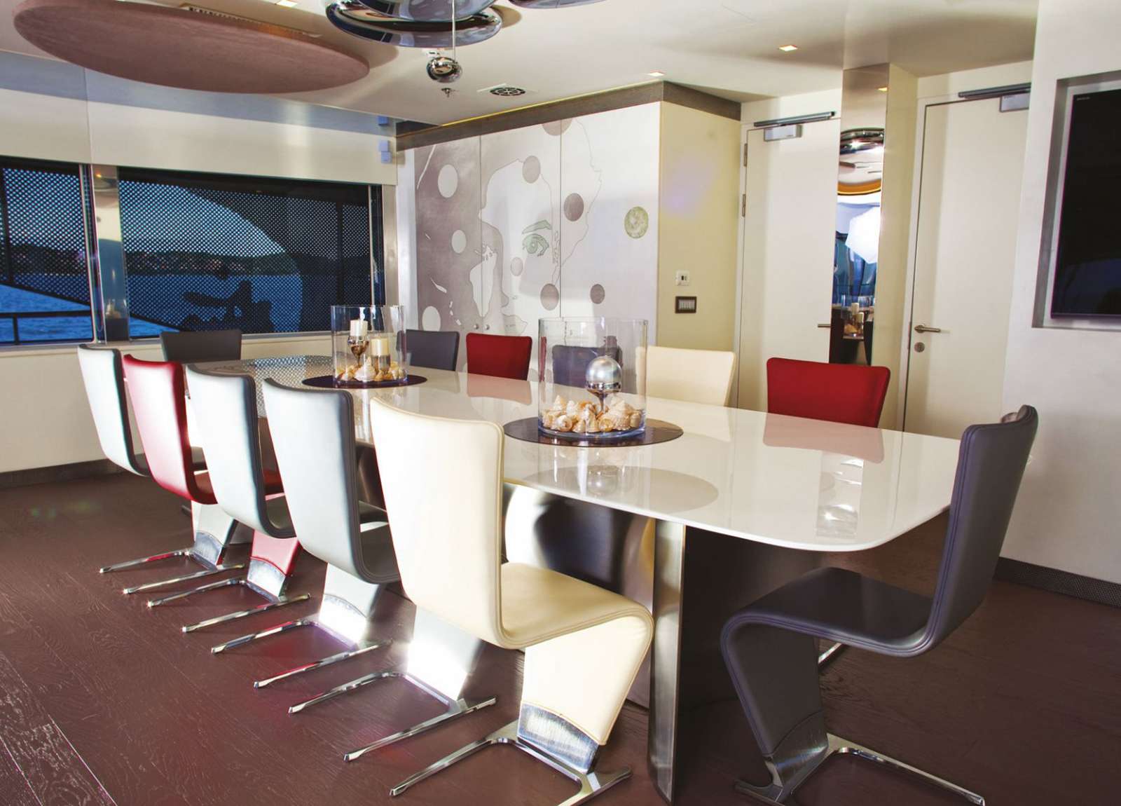 dining-table-luxury-yacht-charter-sceptre-yacht-50m-joyme-western-mediterranean