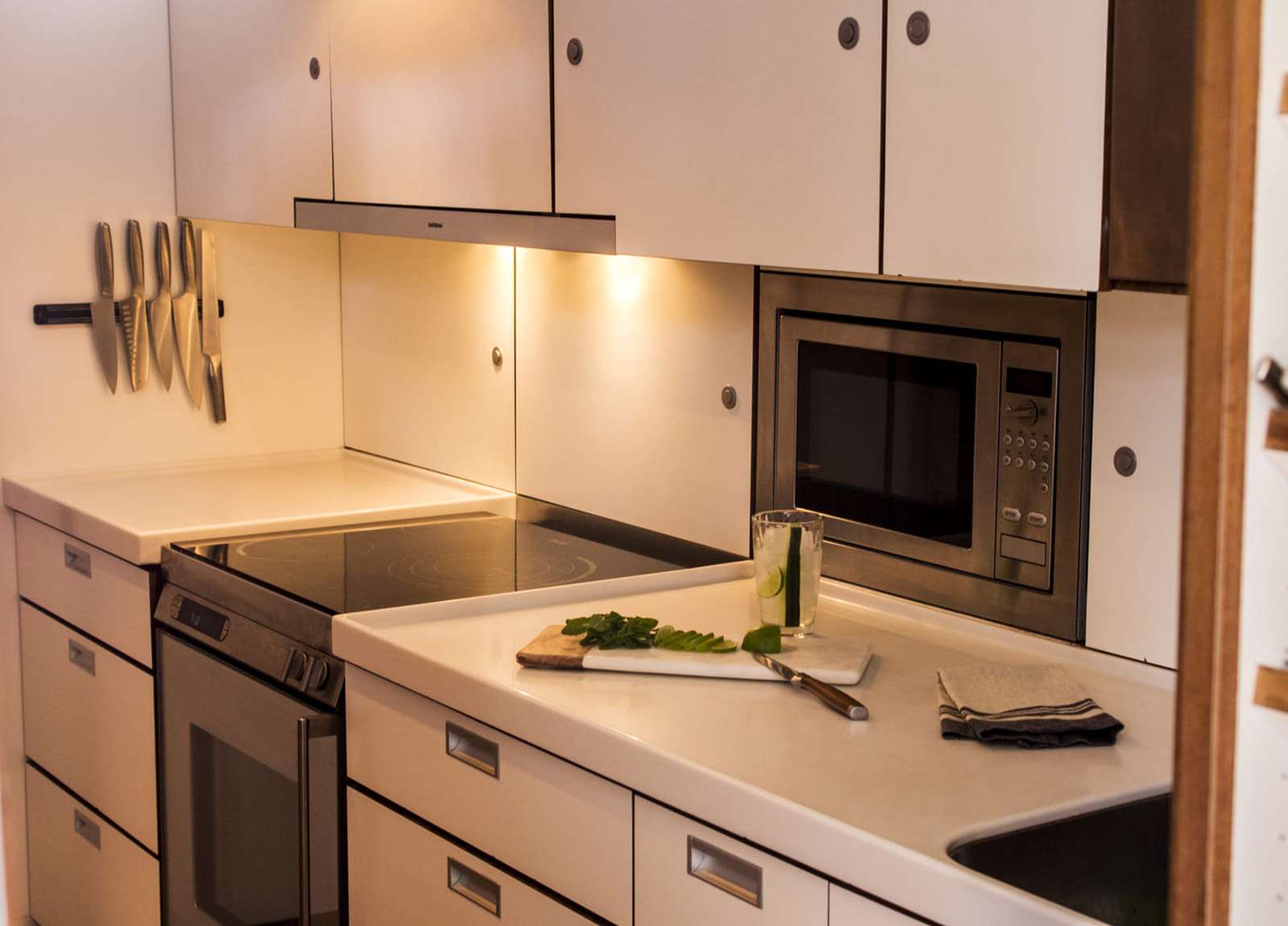 kitchen-luxury-sailing-yacht-trehard-30m-aizu-western-mediterranean