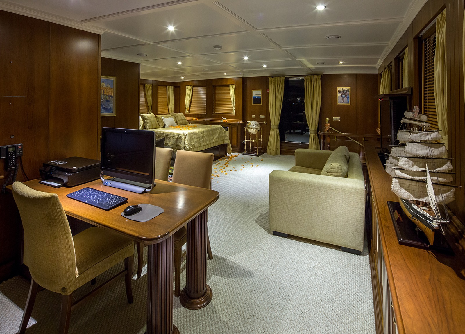 living-room-luxury-yacht-donna-del-mare-croatia