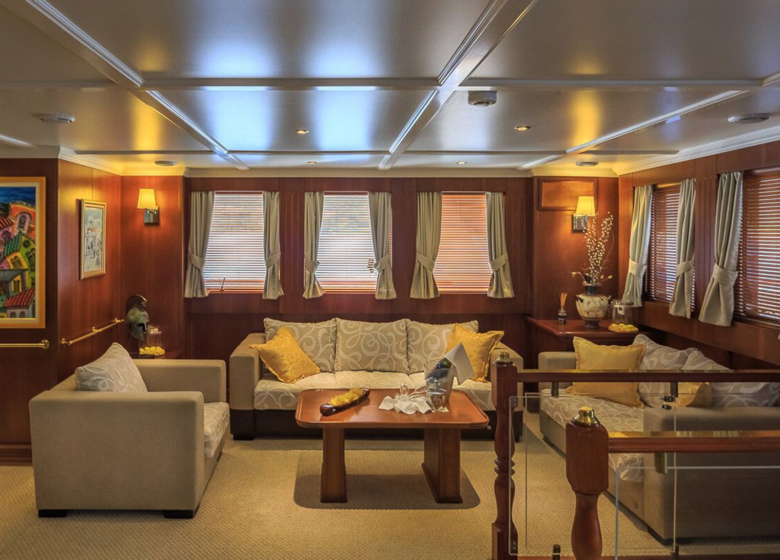 livingroom-luxury-yacht-donna-del-mare-charter-croatia