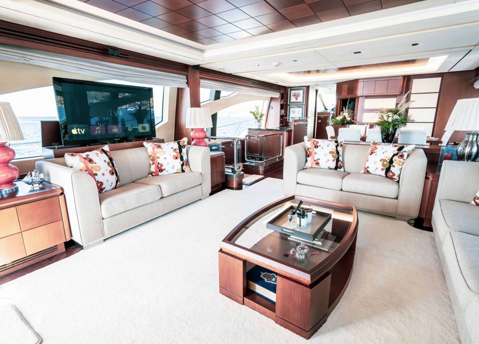 lounge-luxury-yacht-azimut-29m-koukles-grecia