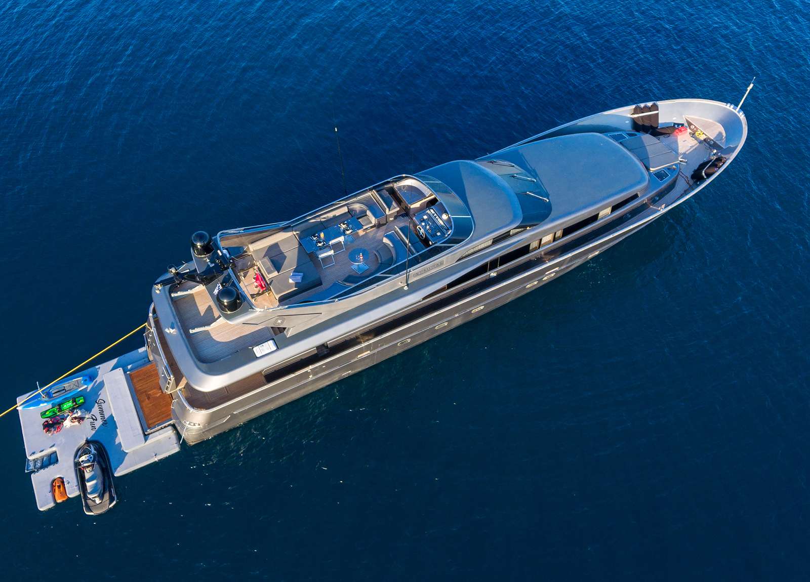 luxury-yacht-admiral-101-summer-fun-greece-charter