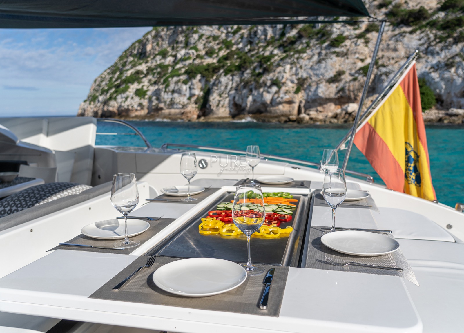 luxury-yacht-mangusta-92-five-stars-balearic-islands-upperdeck-seating