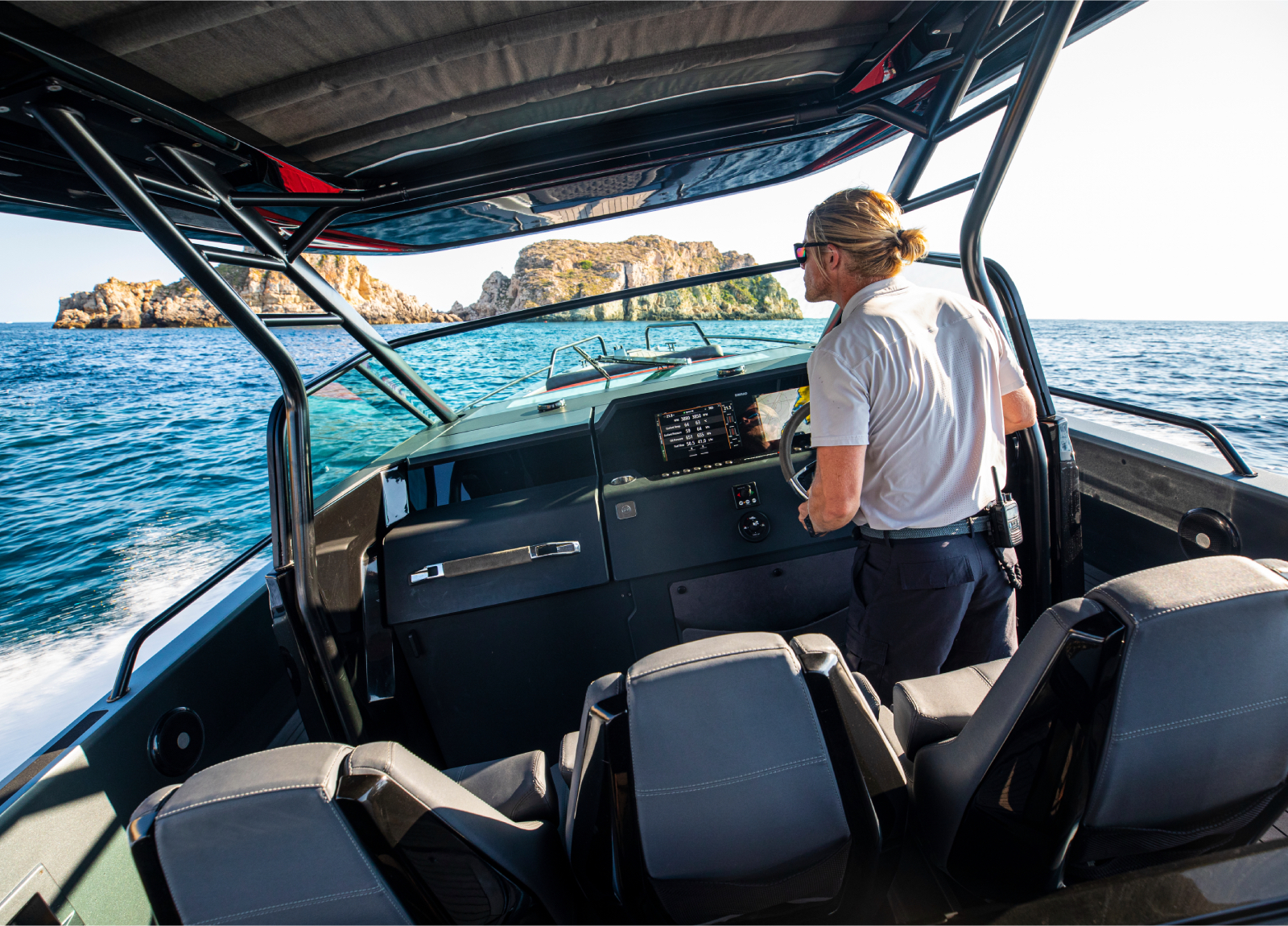 riva-110-figurati-chaseboat