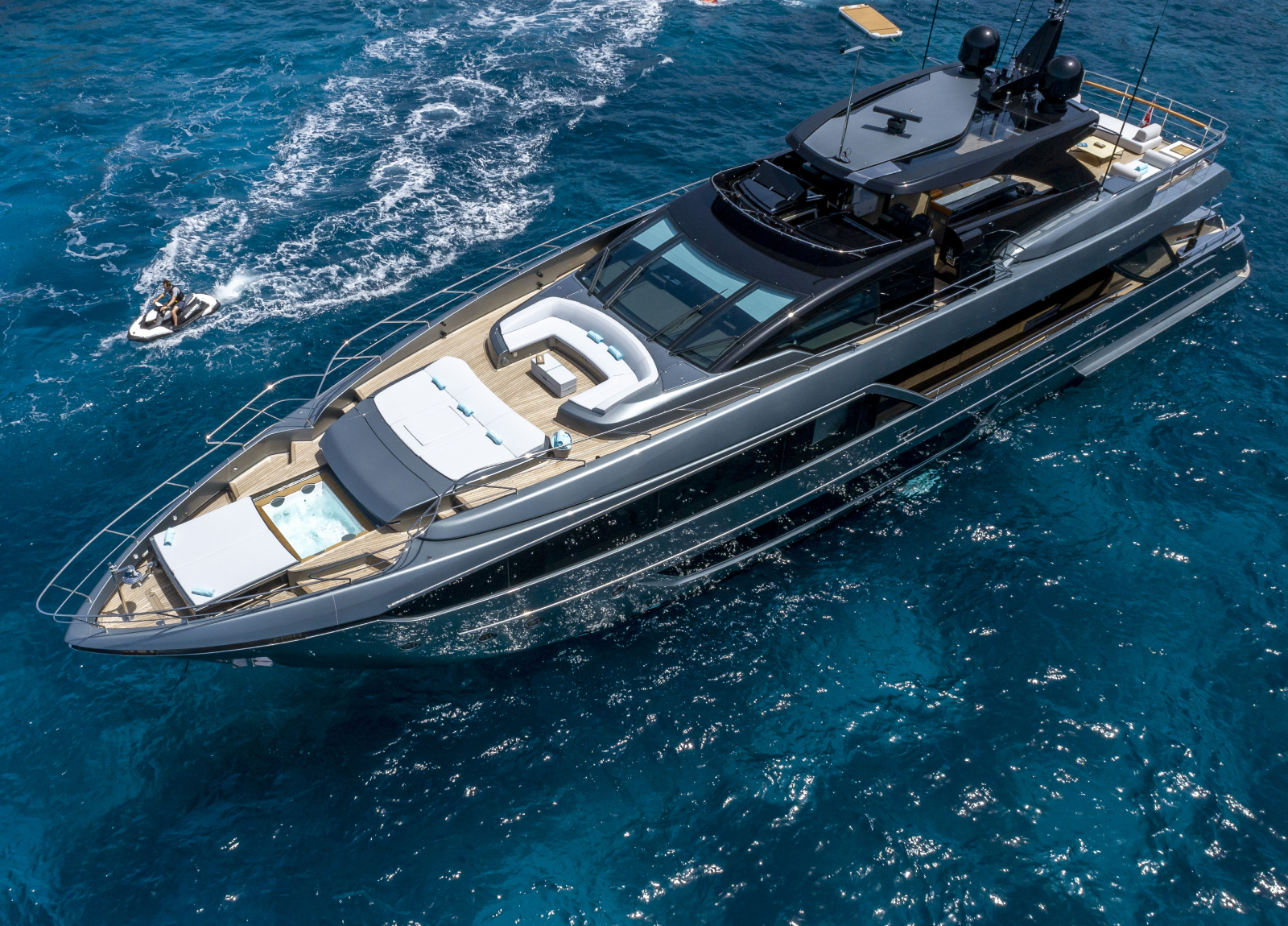 riva-110-figurati-yachting-mallorca