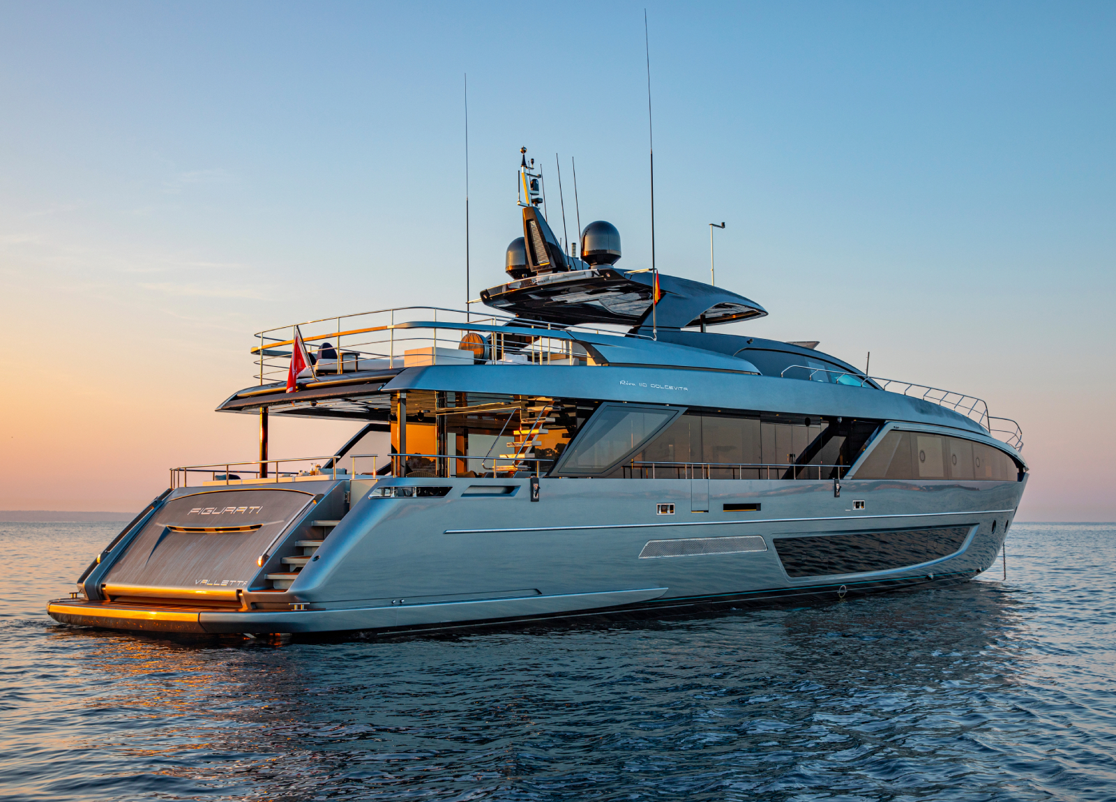 riva-110-figurati-yachting