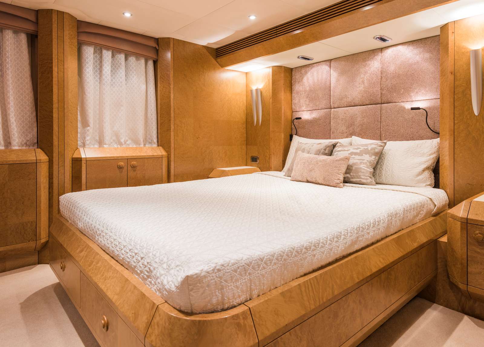 vip-cabin-luxury-yacht-34m-benita-blue-balearic-islands