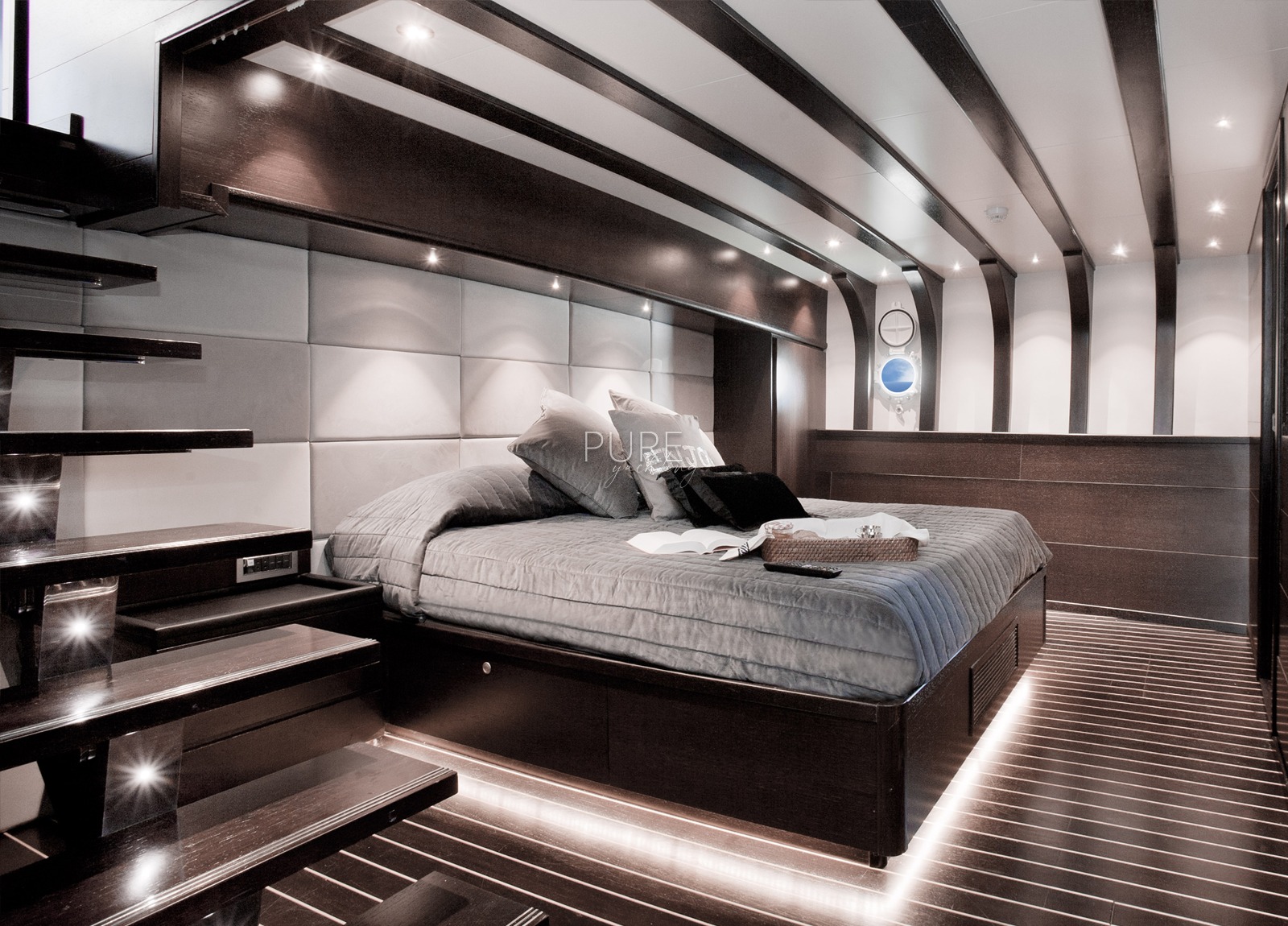vip-cabin-luxury-yacht-navetta-31-balearic-islands