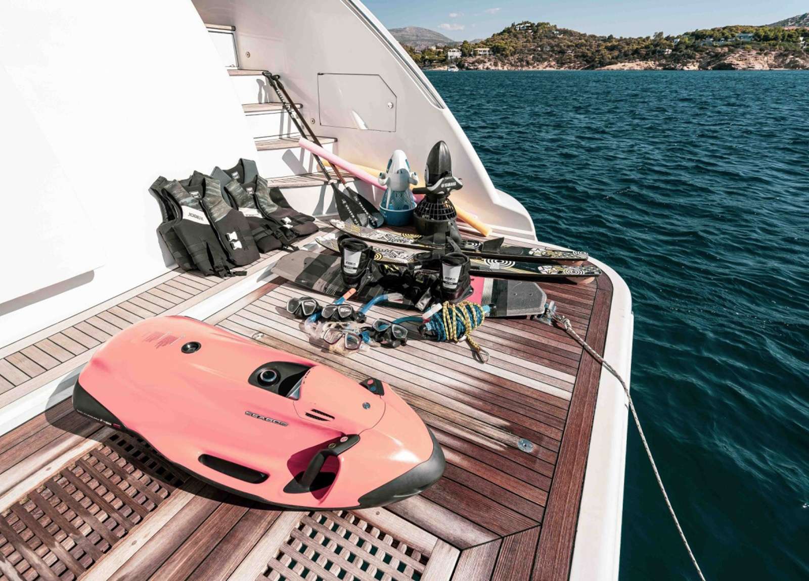water-toys-luxury-yacht-azimut-29m-koukles-greece