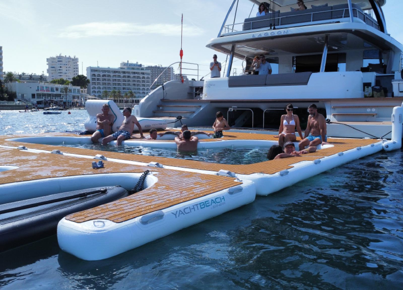 Bathingplatform-Lagoon-Sixty-5-1