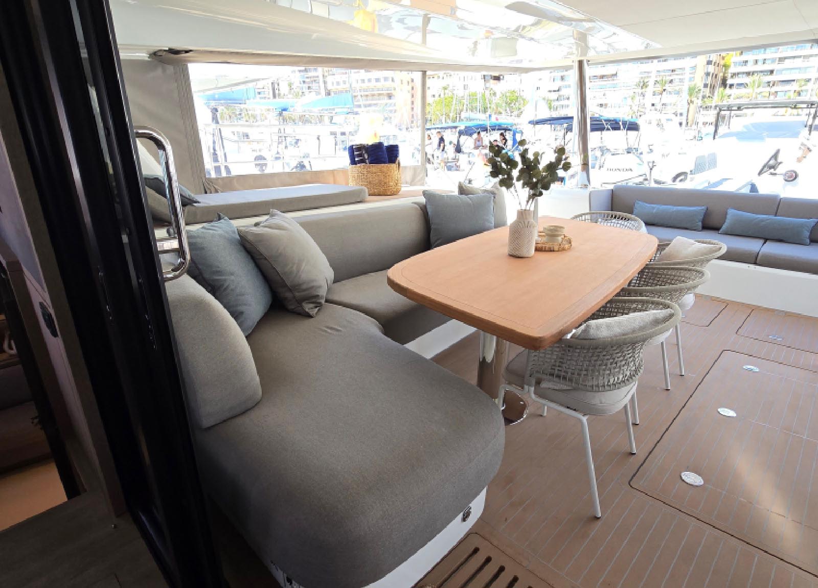 Lagoon-Sixty-5-Lounge-1