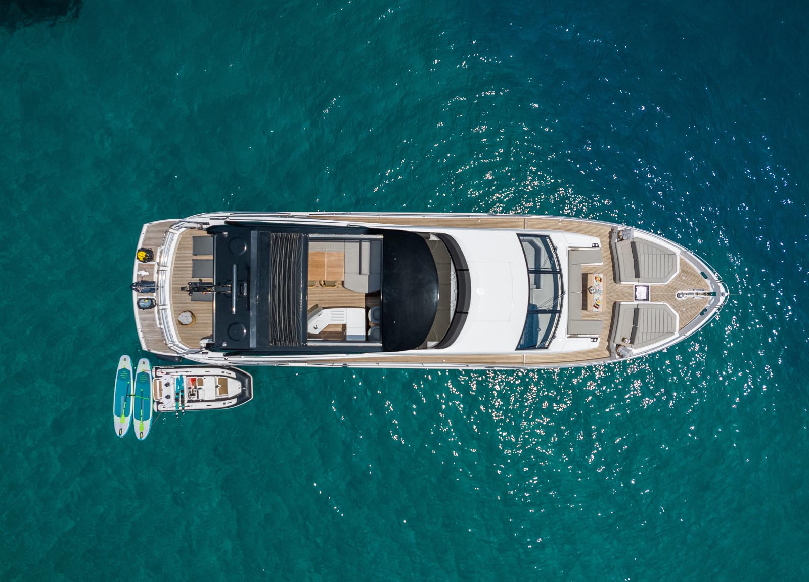 Sunseeker-76-saahsa-yacht-charter