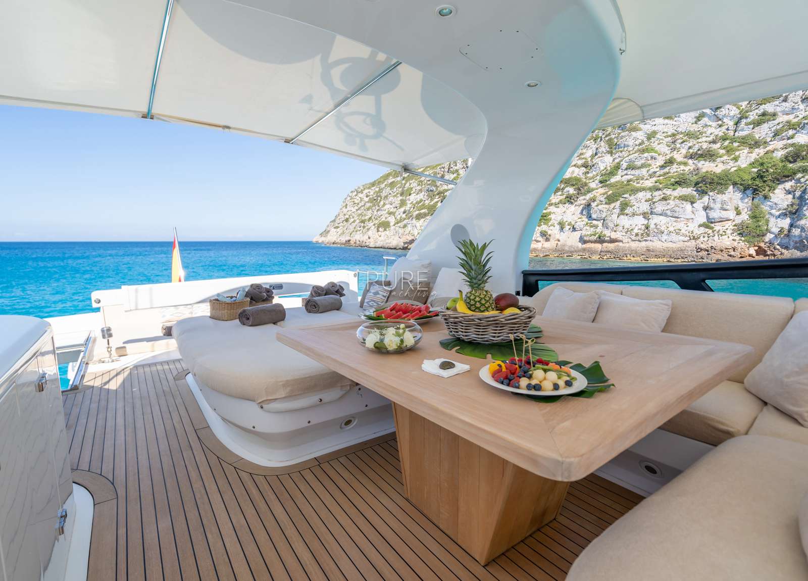 after-deck-luxury-yacht-lex-maiora-26m-balearics