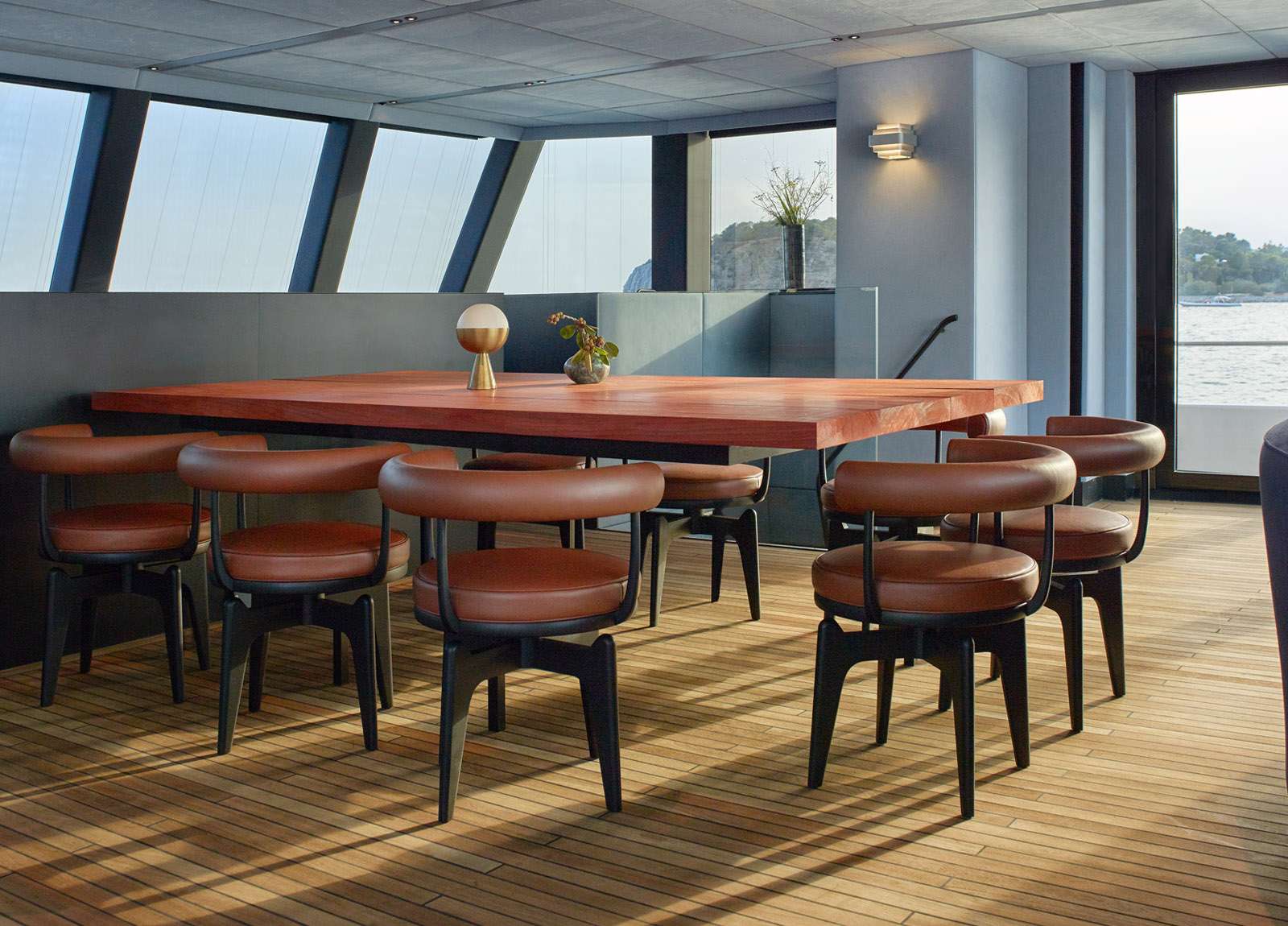 dining-table-luxury-catamaran-sunreef-supreme-68-midori