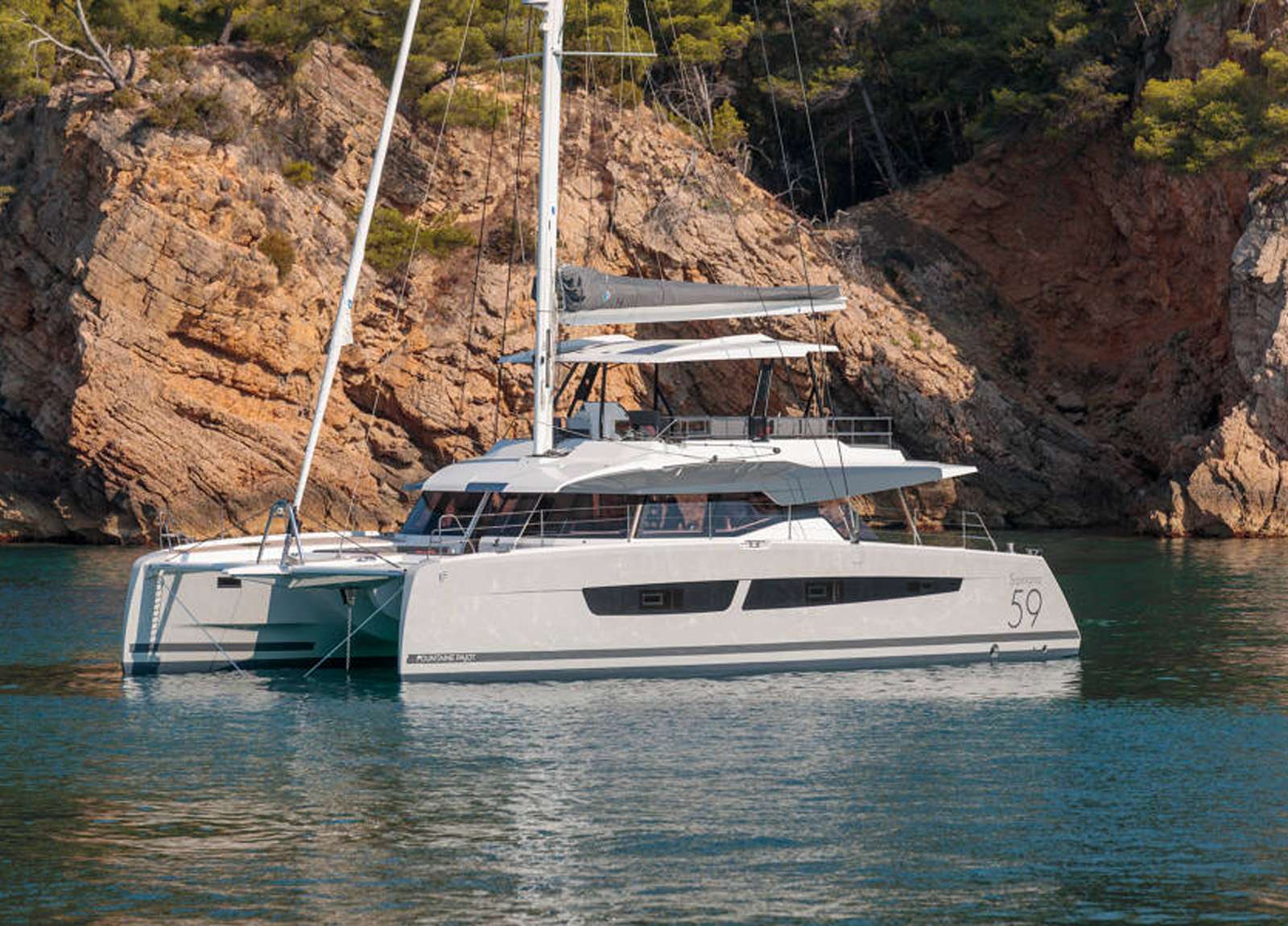 luxury-catamaran-fountaine-pajot-samana-59-alma-charter