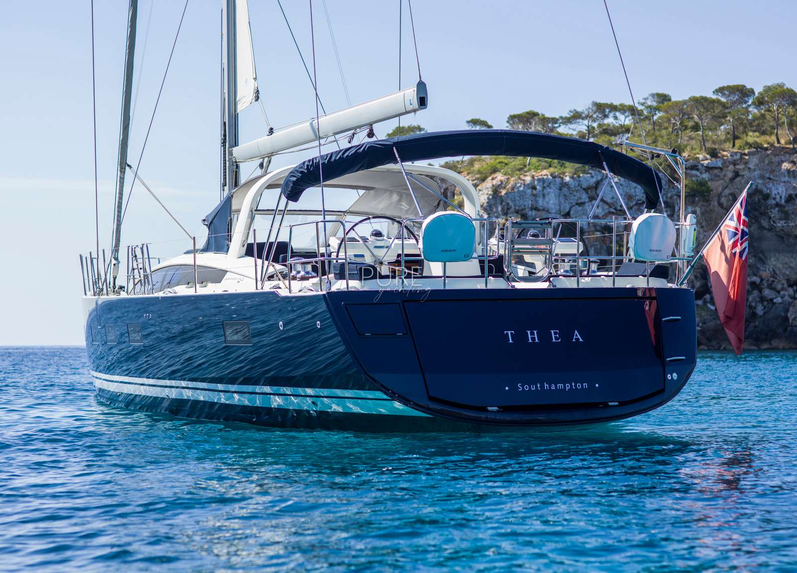 luxury-yacht-jeanneau-64-thea-of-southampton-rear