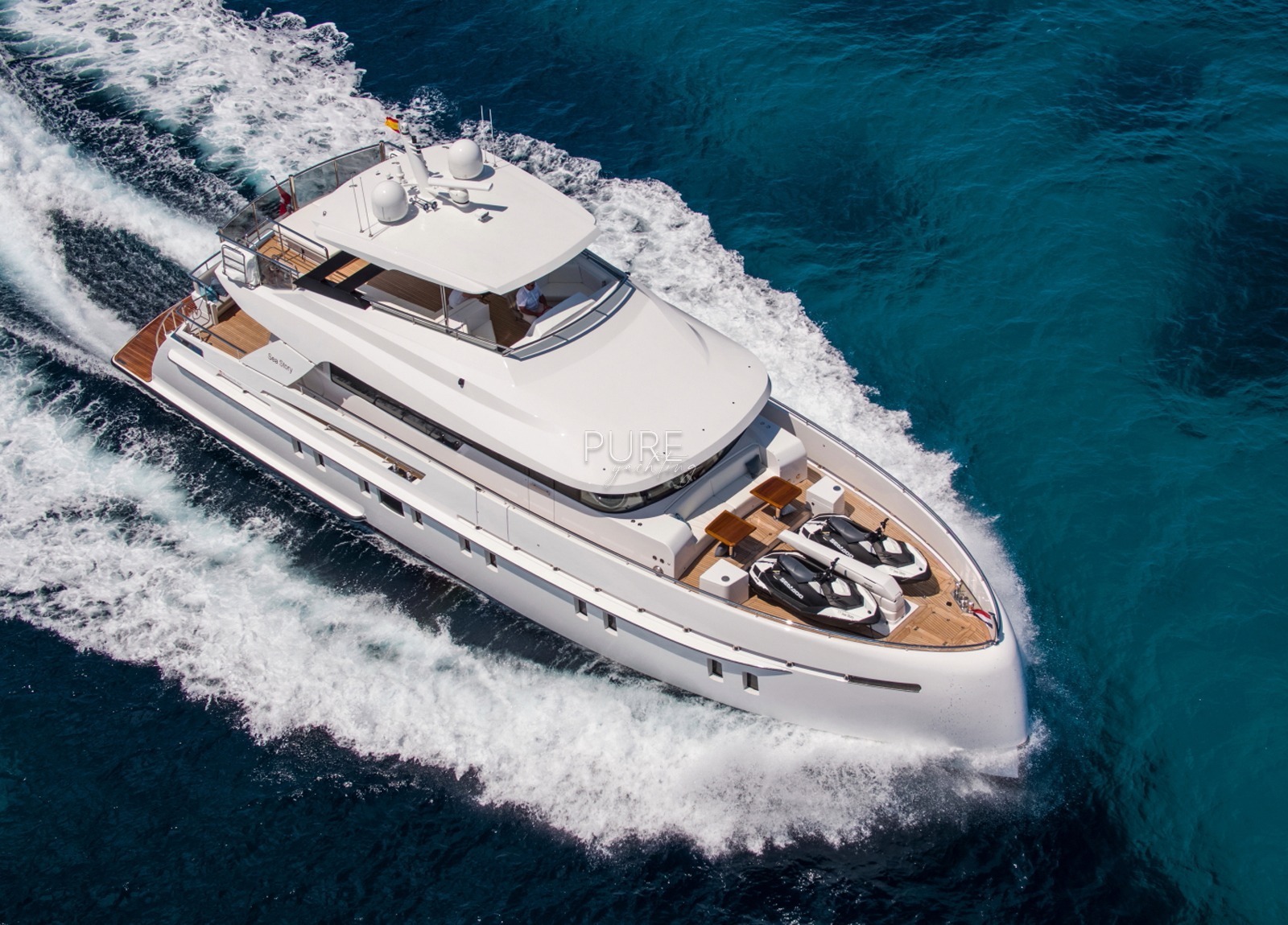 luxury-yacht-vanquish-82-sea-story-balearics-charter