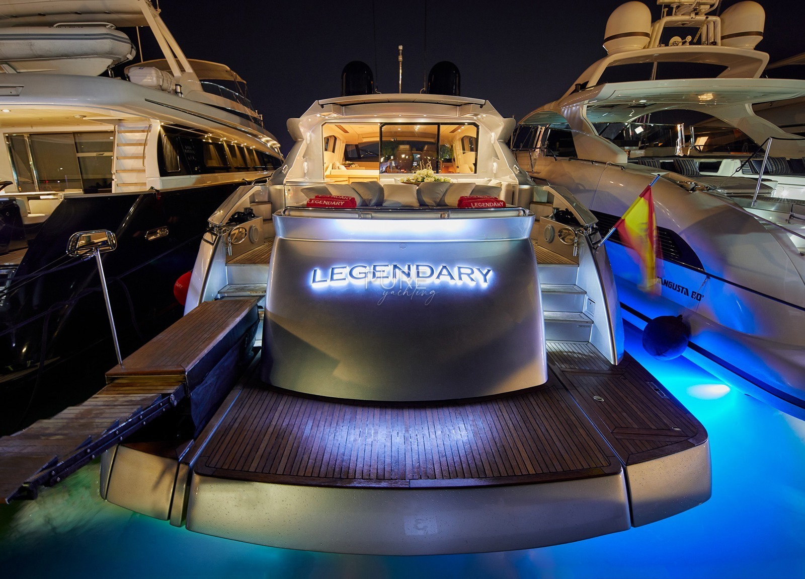 rear-luxury-yacht-pershing-72-legendary-balearic-islands
