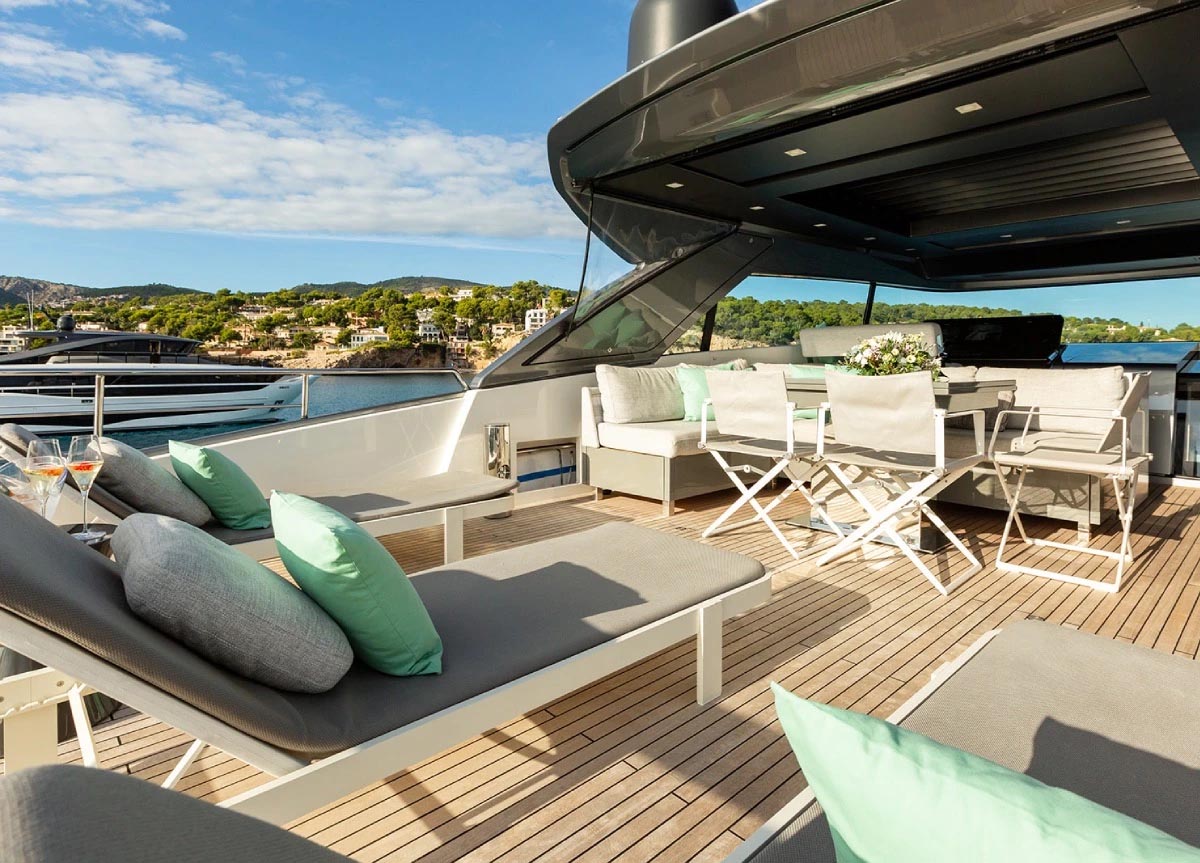 sanlorenzo-sx76-cloud-ix-flybridge-1