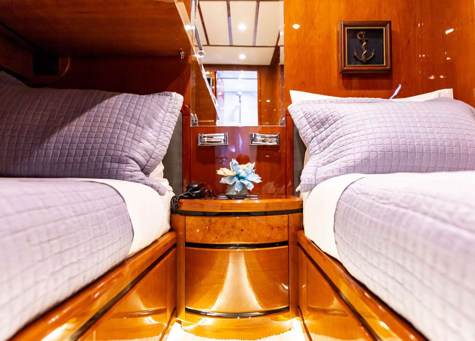 two-bed-cabin-luxury-yacht-possilipo-80-pareaki