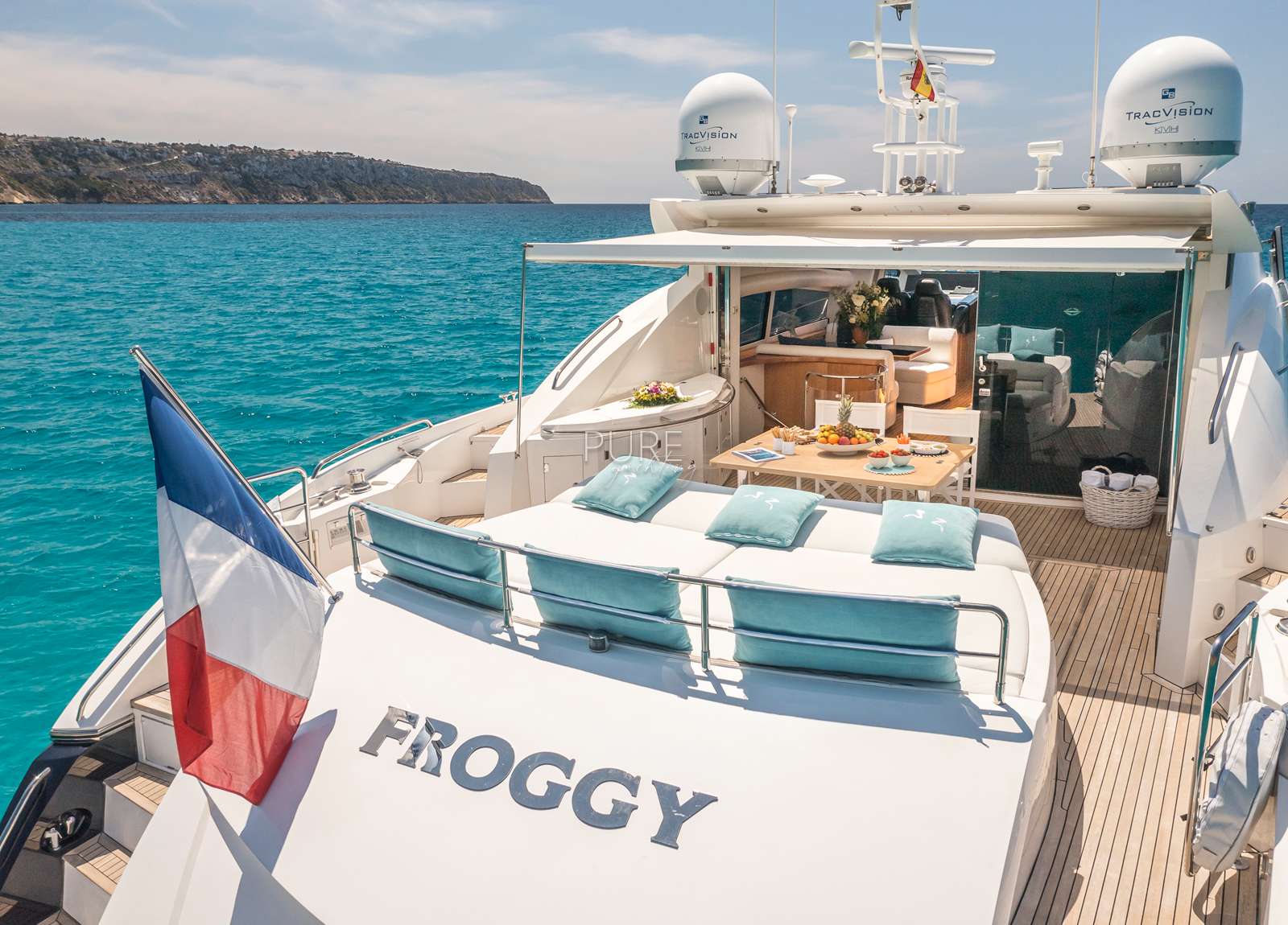 upperdeck-sunseeker-predator-82-froggy