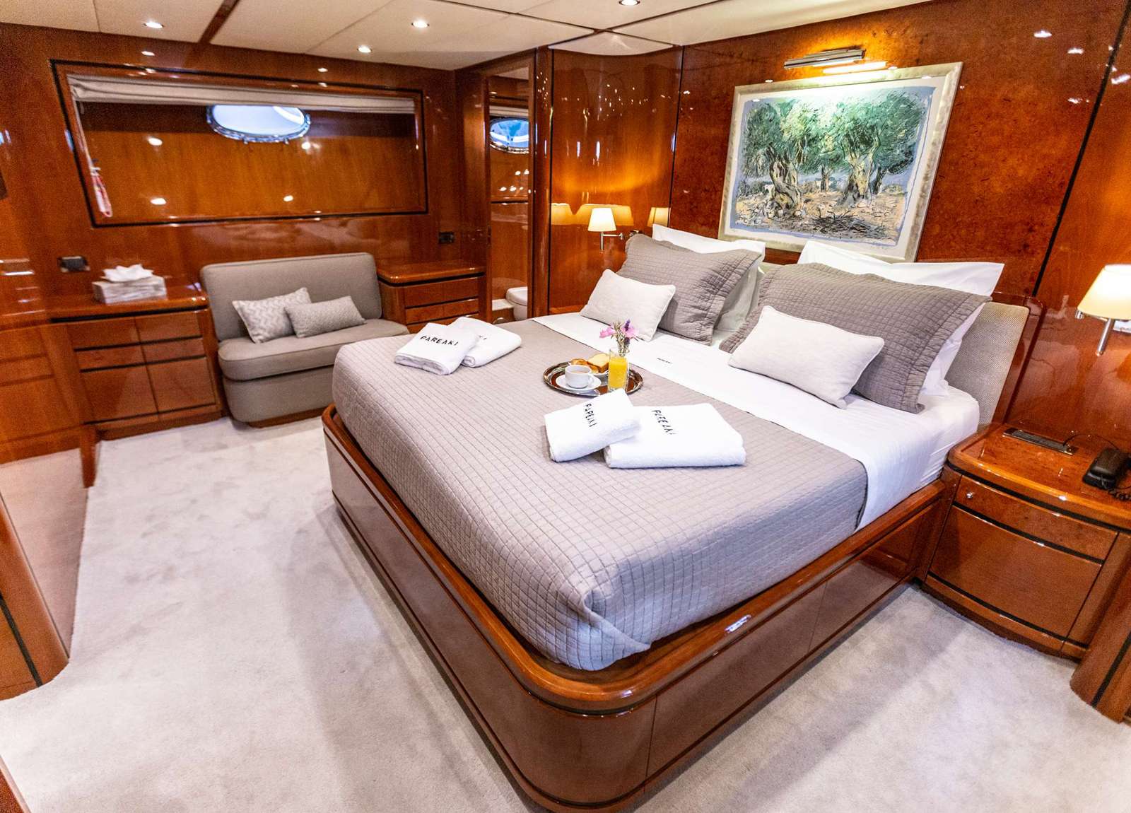 vip-cabin-luxury-yacht-possilipo-80-pareaki-greece