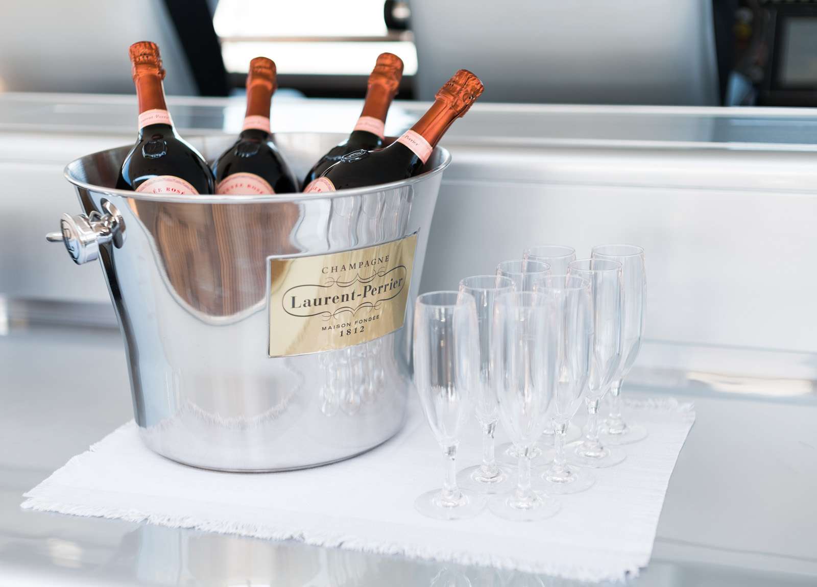 vip-servicio-lujo-yate-leopardo-27-aya-baleares