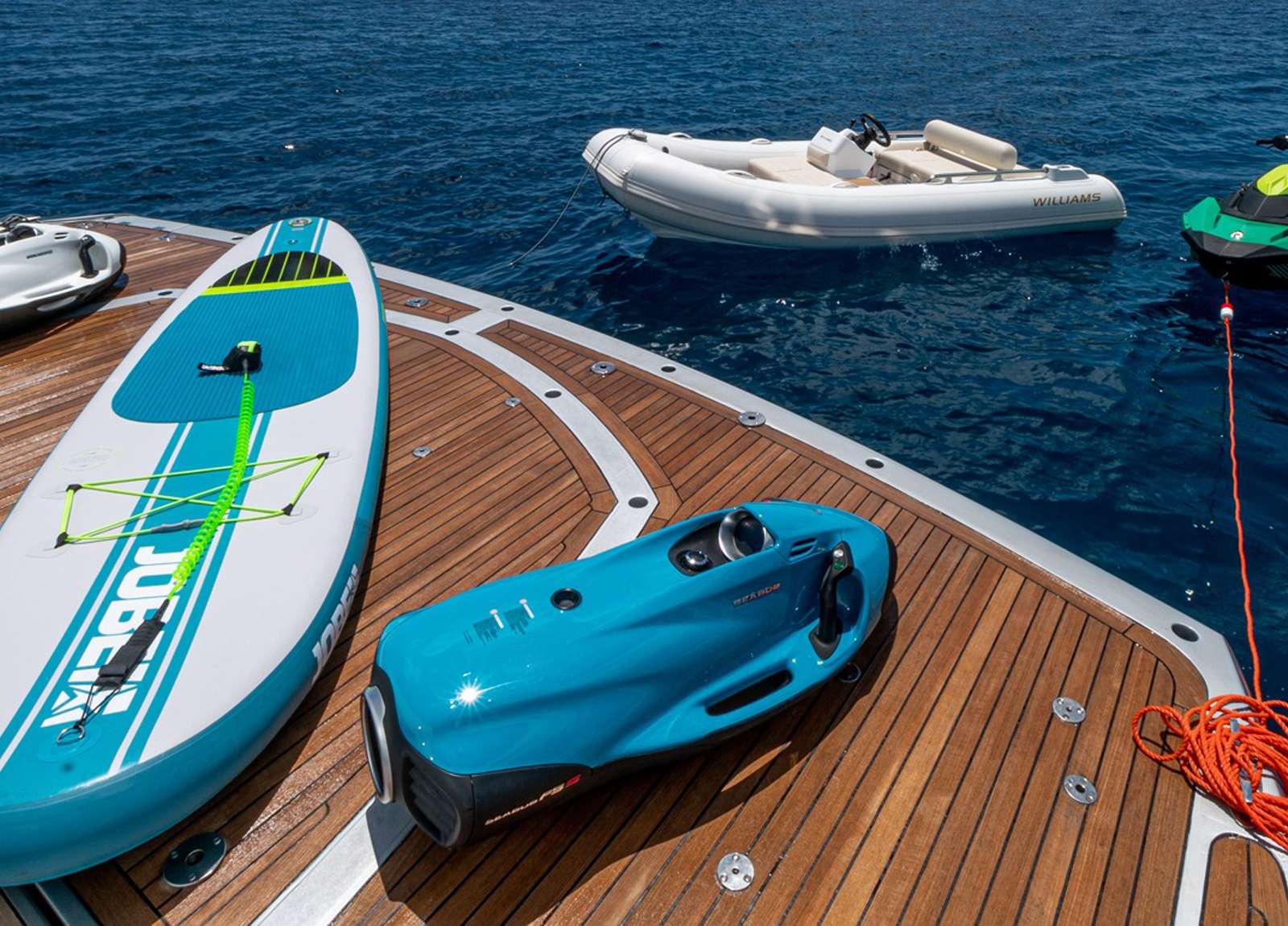 water-toys-luxury-yacht-sunseeker-predator-84-basad-balearic-islands