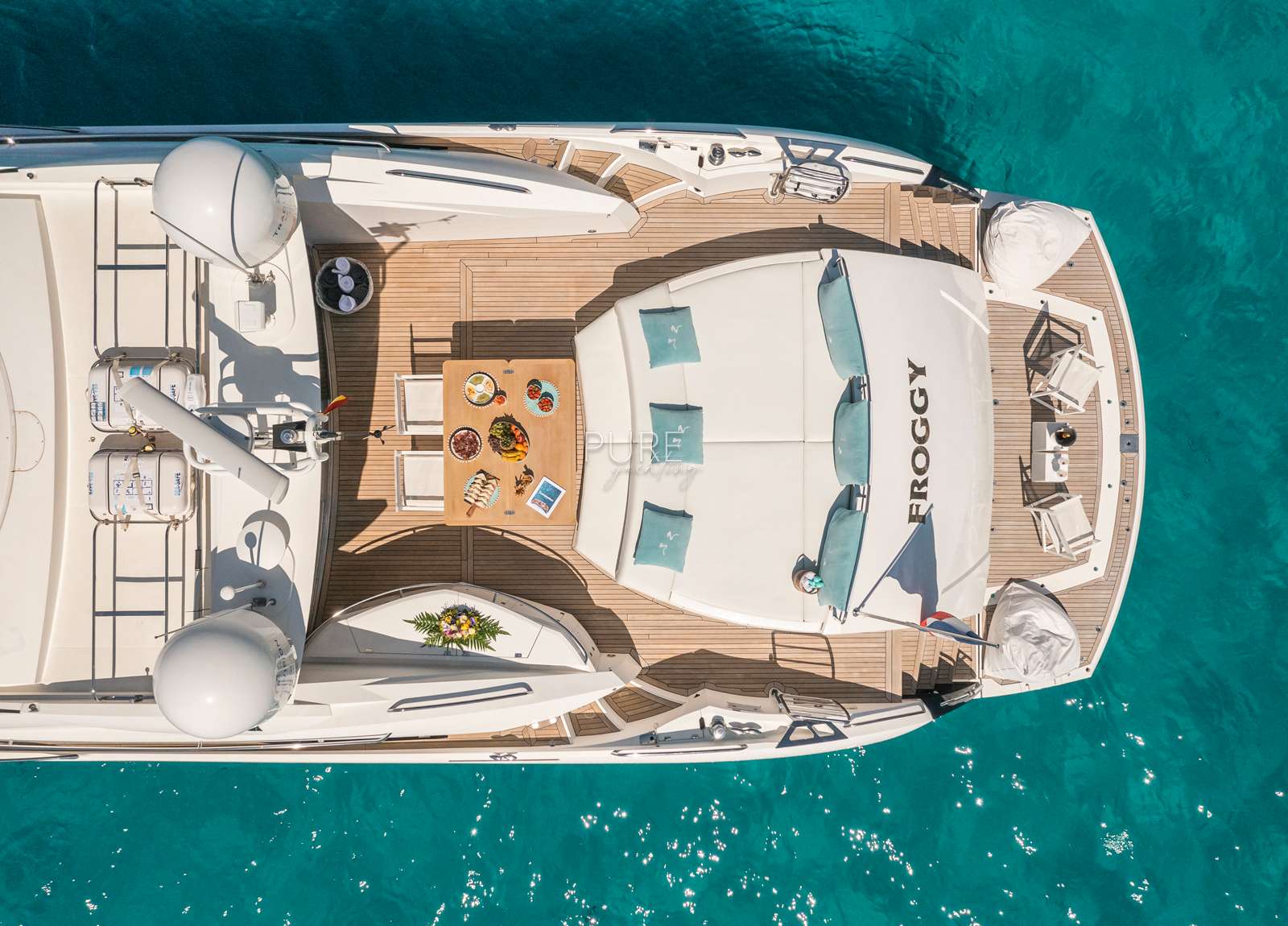 yacht-sunseeker-predator-82-froggy-balearics