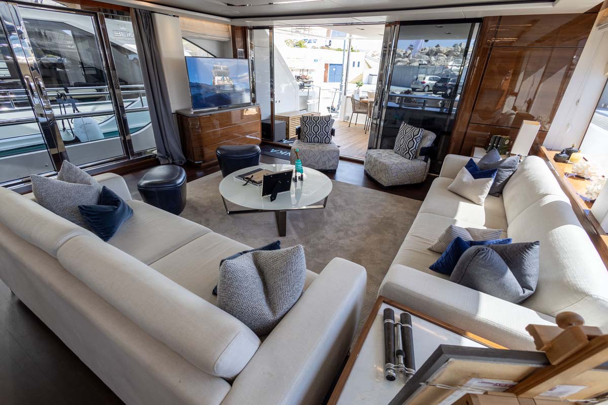 30M'Anka'(Charter)(5of27)